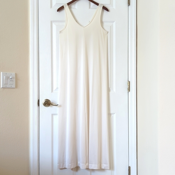 Vanity Fair 70's Vintage Silky V-neck Sleeveless Midi Slip Dress Ivory 32 Medium - Picture 10 of 13